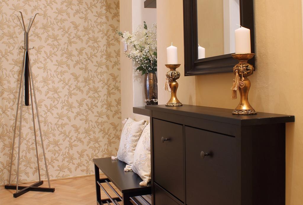 Royal Celakovskeho Sady Apartmán *